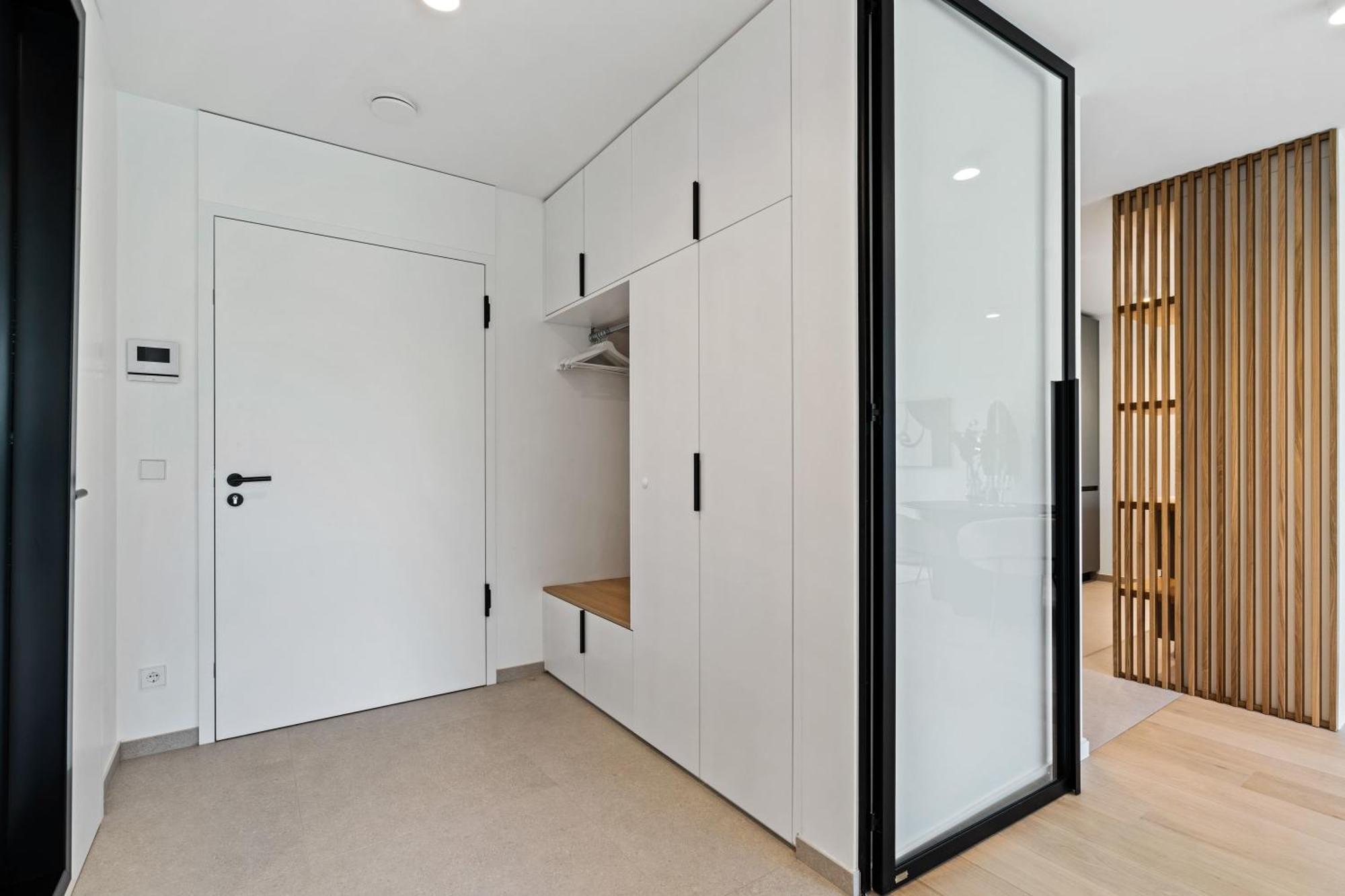 Chic 80sqm Luxe Apt - Heart Of City *